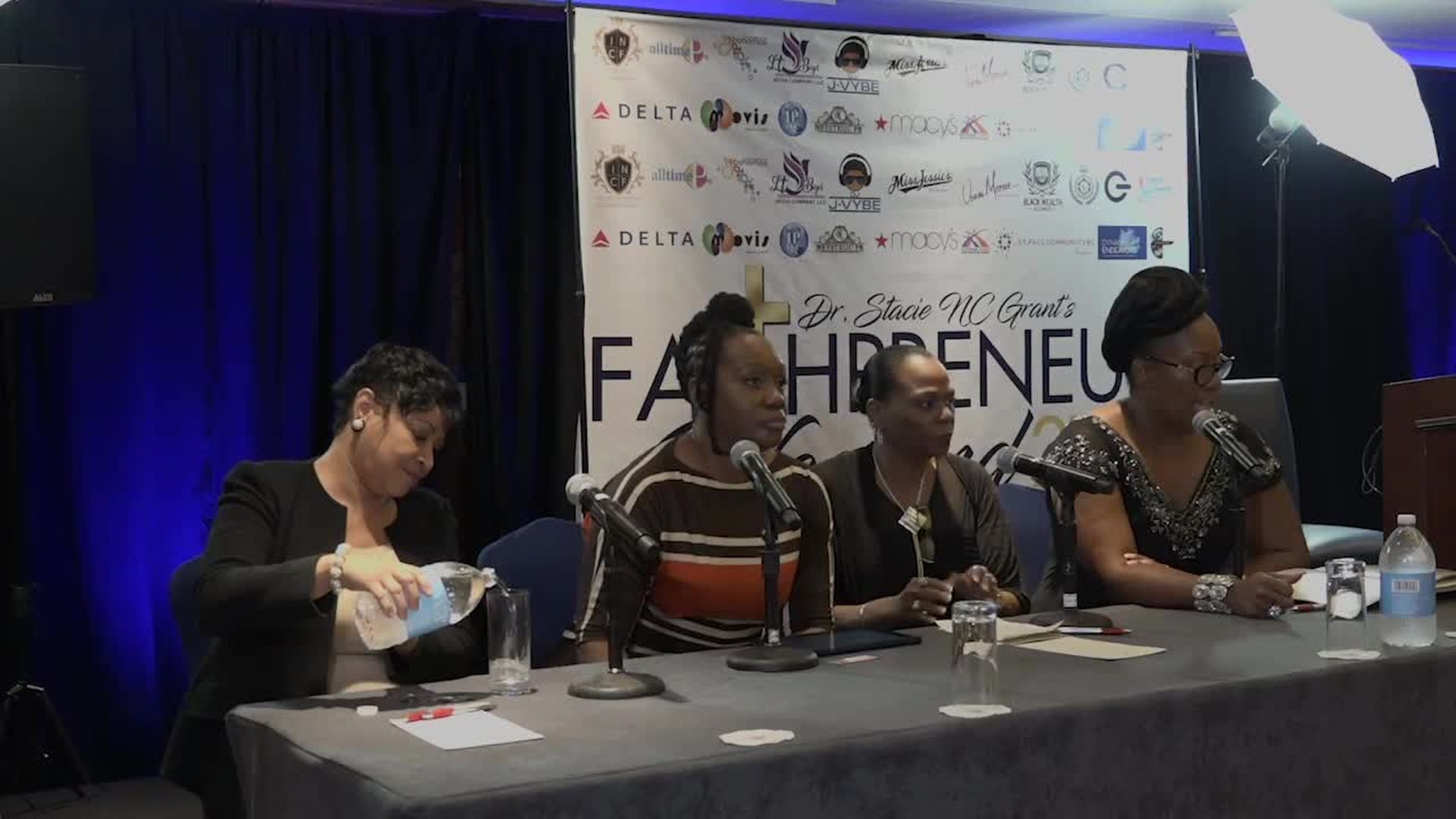 FPWKND_3_DayTwo_Revenue